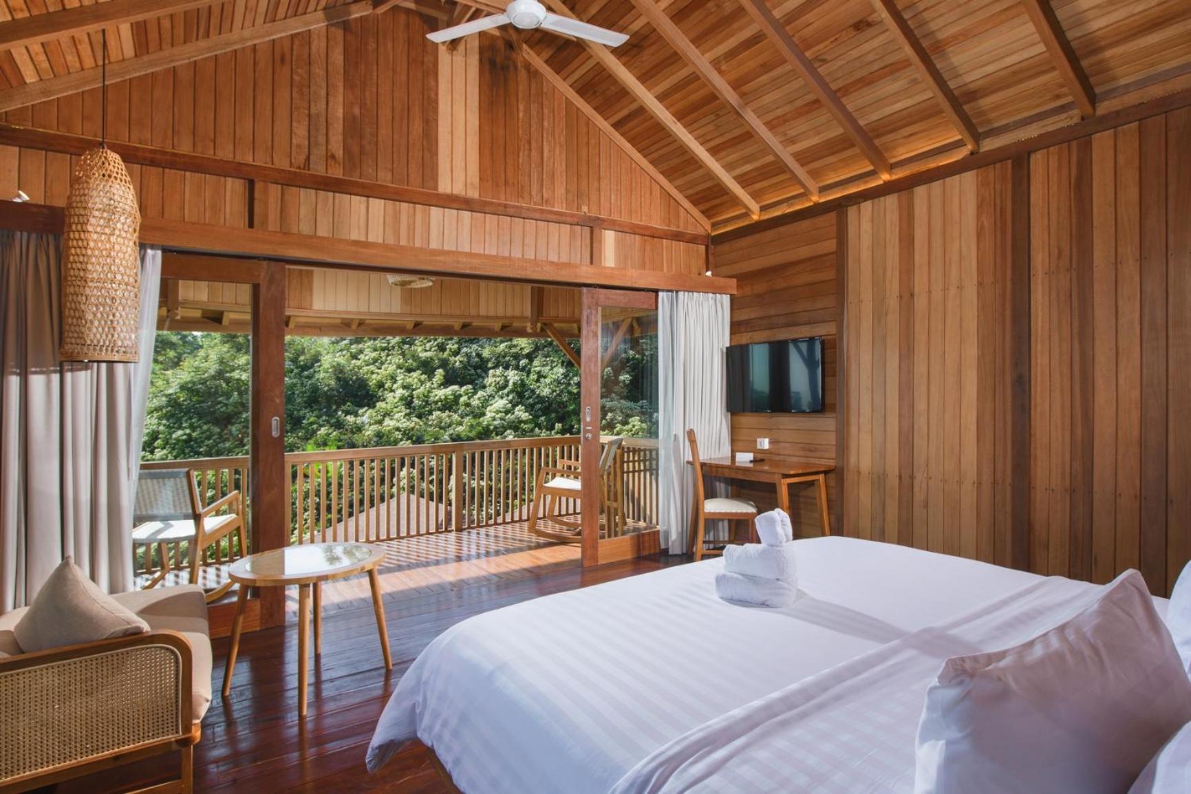 Giriwood Hotel & Villa Munduk Quarto foto